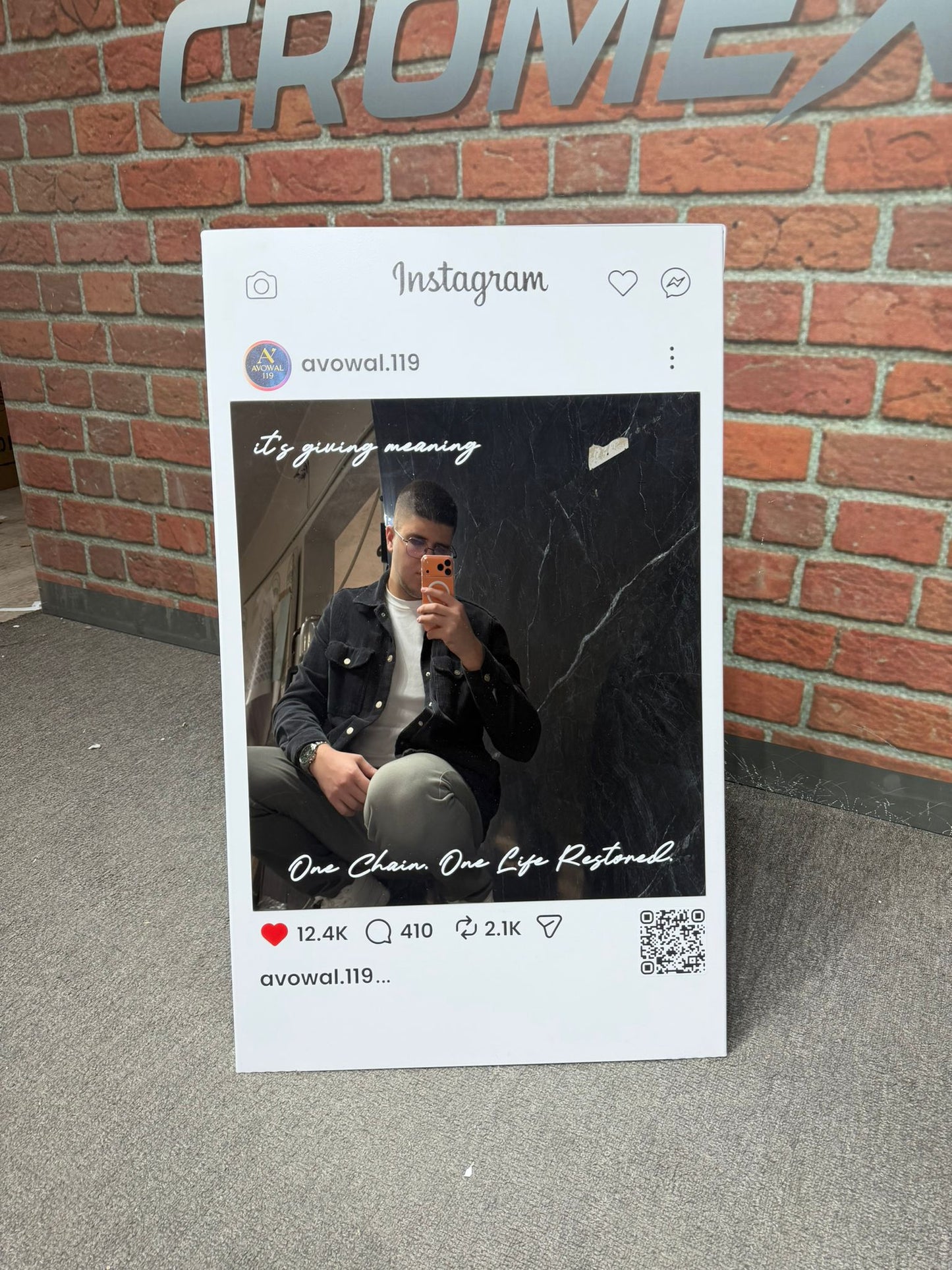 Mirrored Sidewalk Sign – 90 × 54 cm Stainless Steel A-Frame Display
